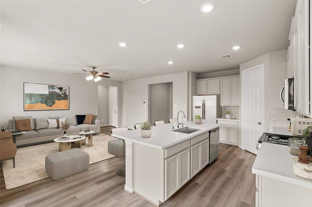 Note: Sample product photo. Actual exterior and interior selections may vary by homesite. Photo is virtually staged