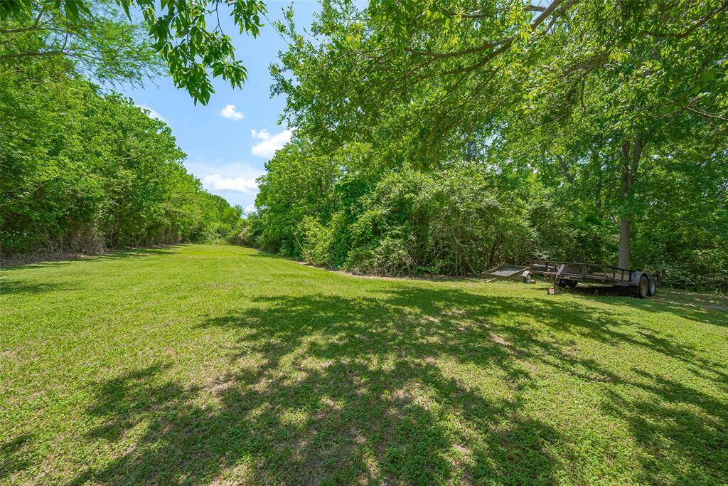 Plenty of additional space for those 4H & FFA projects.