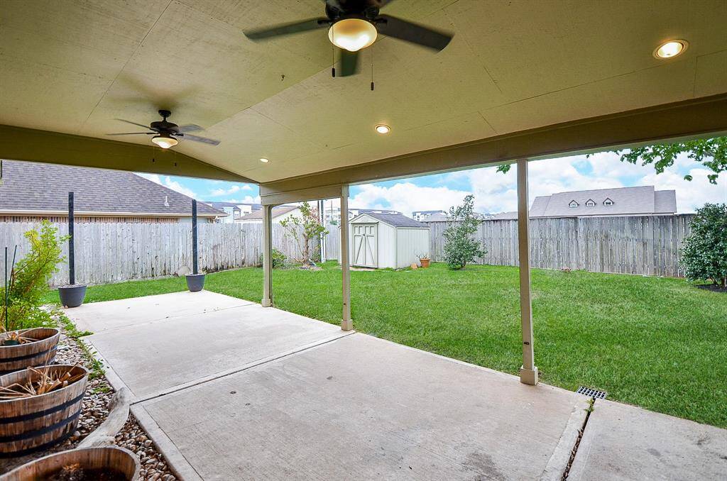 Another view of the huge covered patio!