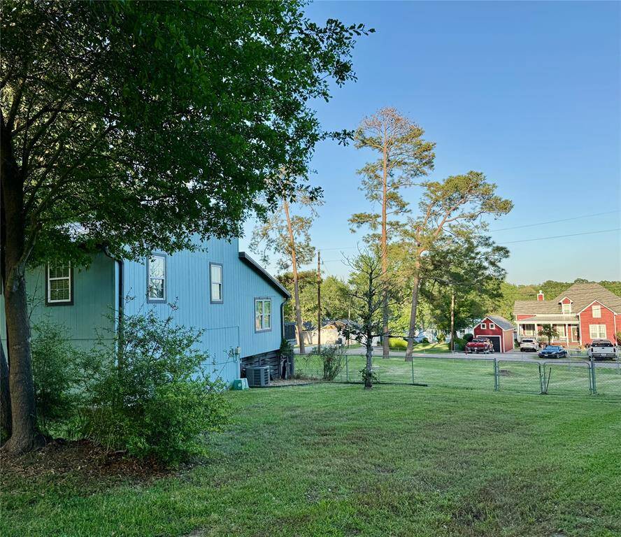 Neighborhood Private Park Area