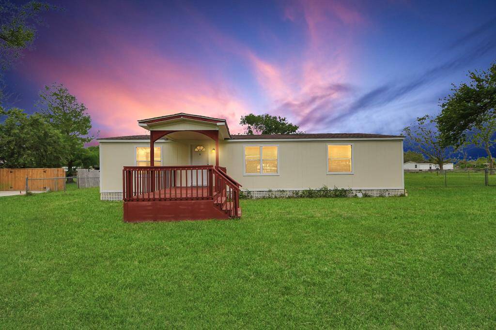 16711 W Sandy Meadow ln- your new home!