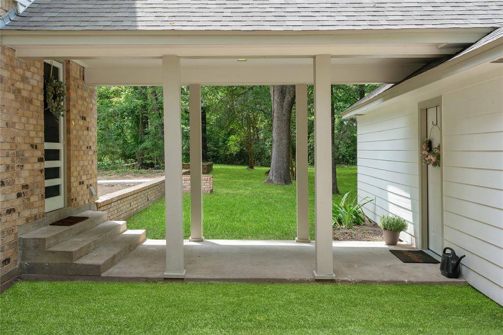 The grass in this photo has been digitally enhanced, and the owner has applied grass seed.