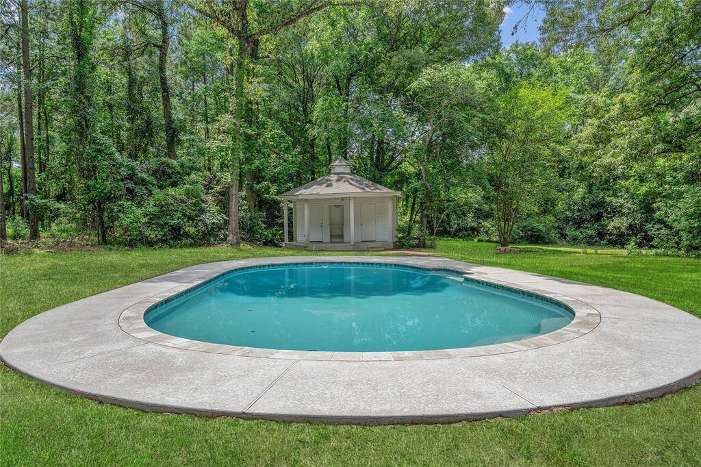 The grass in this photo has been digitally enhanced, and the owner has applied grass seed.