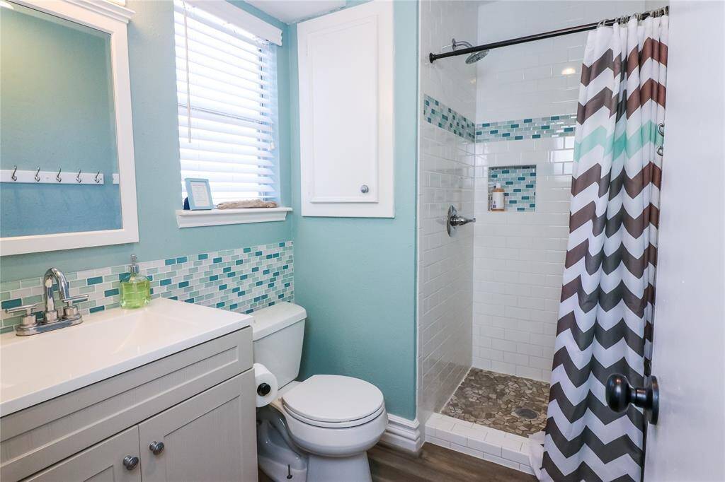3rd full bathrooom.