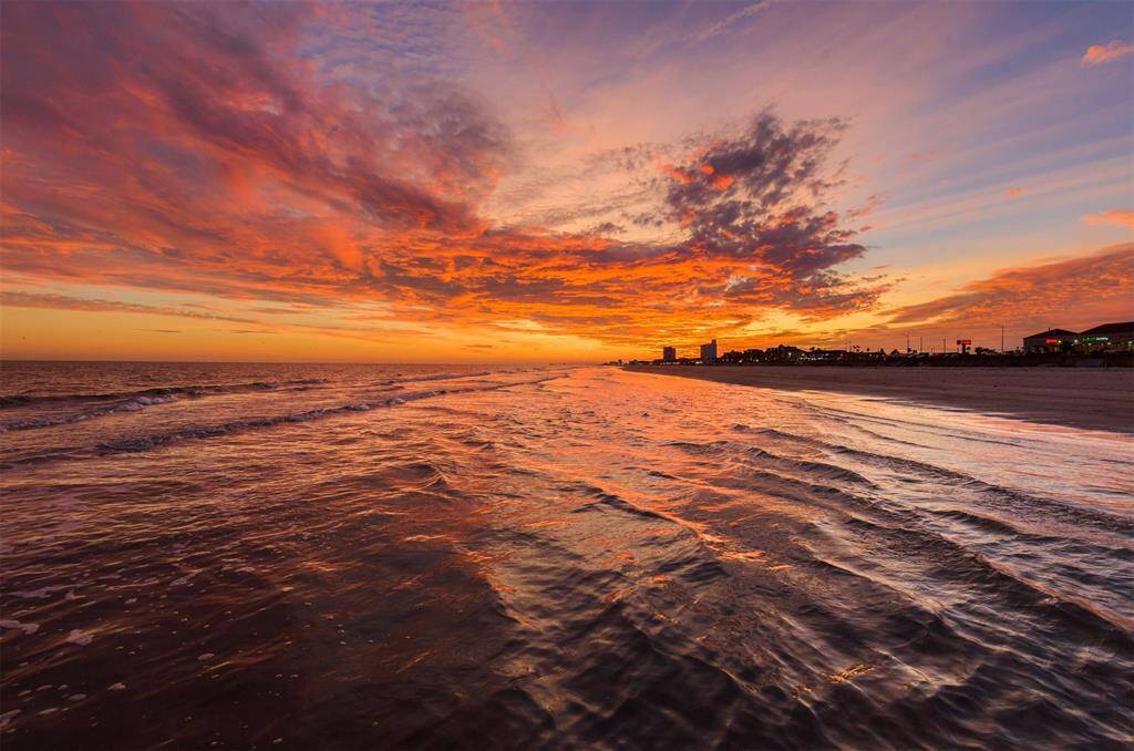 You're a phone call away from enjoying sunsets on the beach!