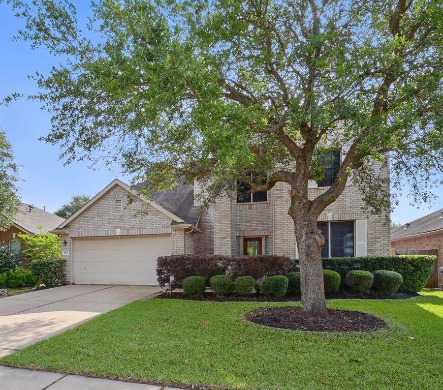 Welcome home to 1827 Mill Crossing Lane.