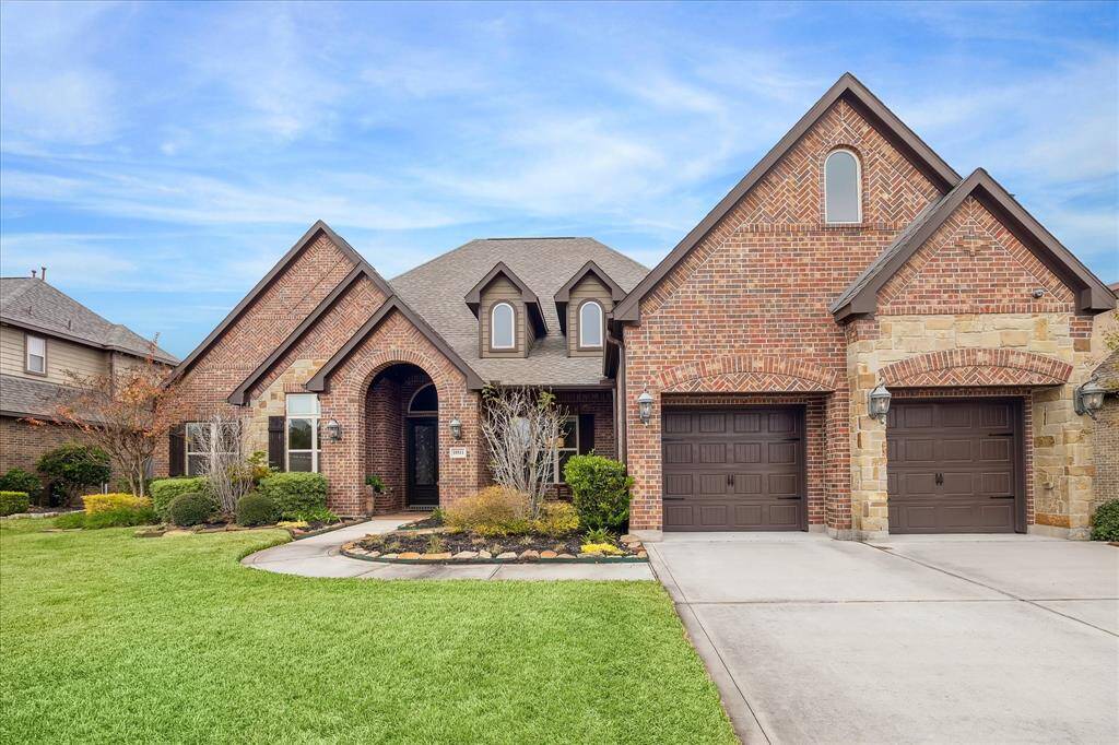 Four sides brick & stone with solid windowpane's