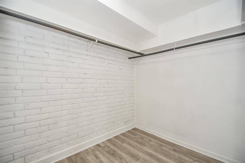 Large walk in closet.