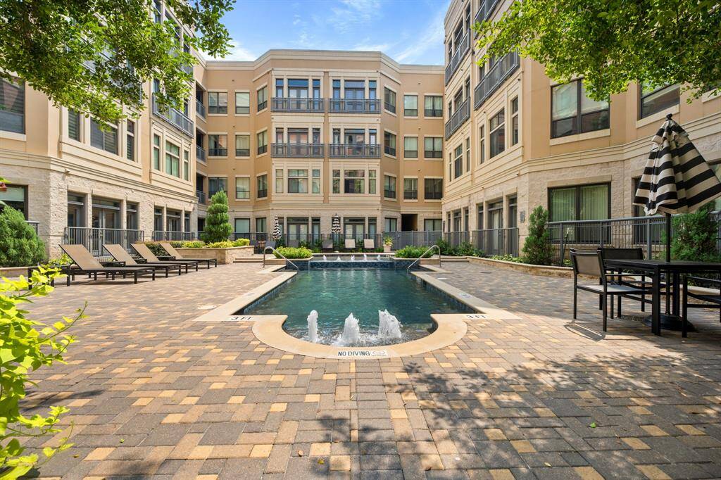 The Lofts on Post Oak a great location in Uptown/Galleria