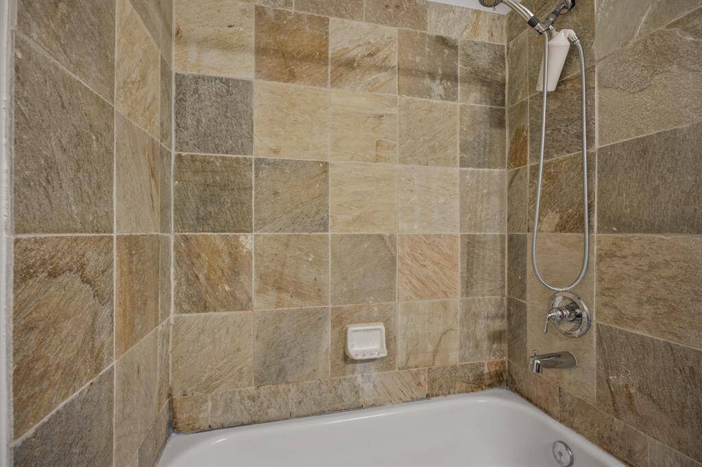 2nd bathroom bathtub and shower combo