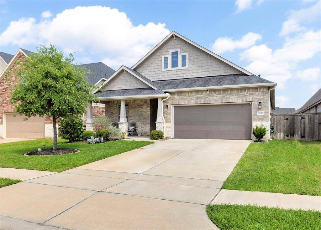 DOUBLE DRIVEWAY