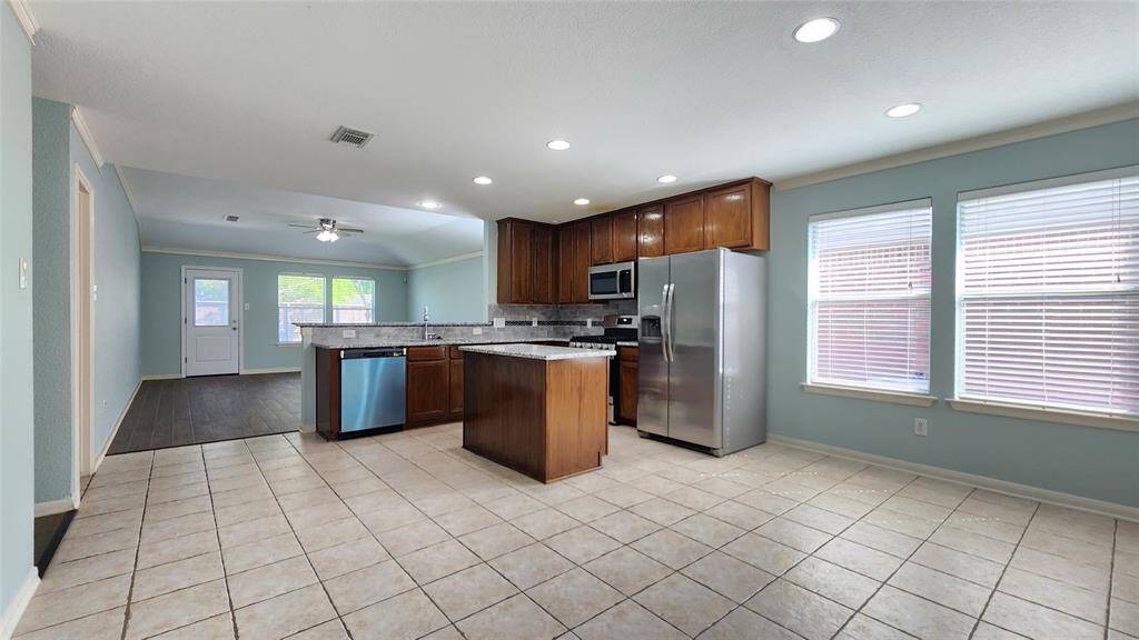 Kitchen at the entrance
