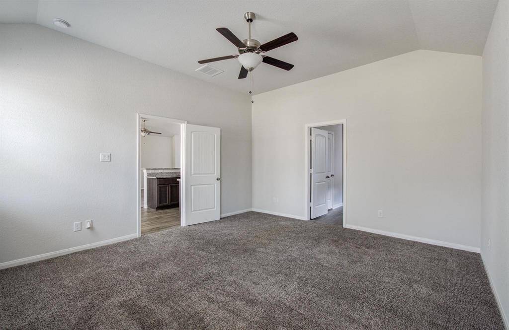 Large enough for king sized furniture