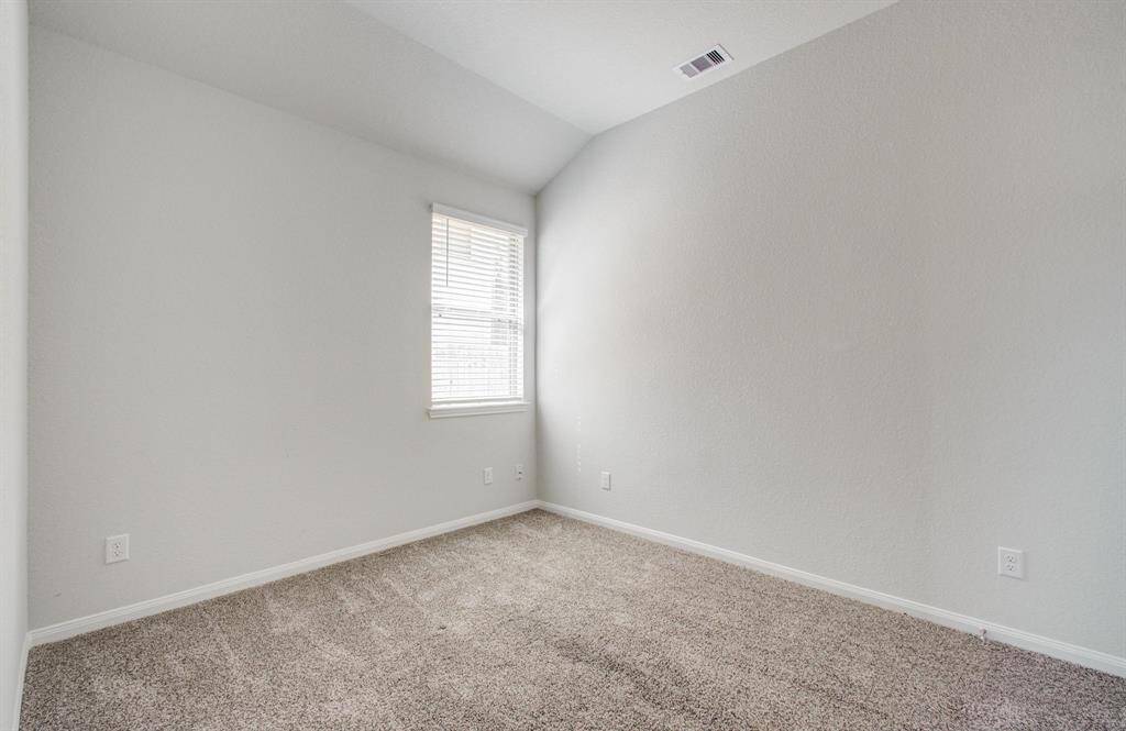 Secondary bedroom