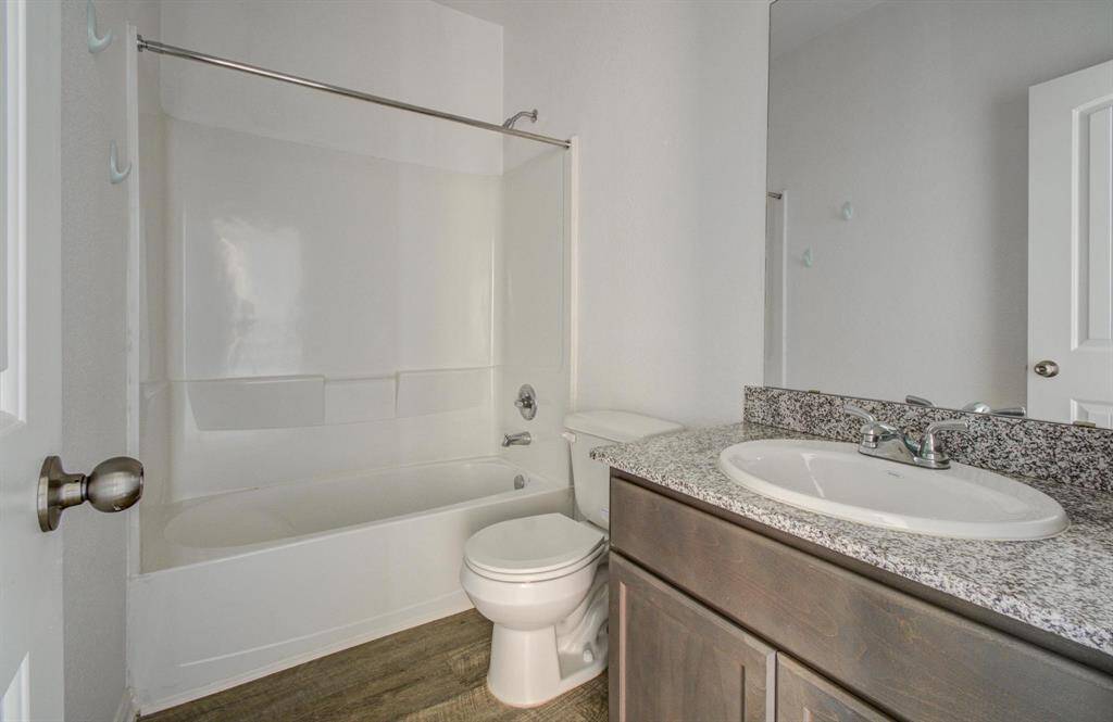 Secondary bathroom
