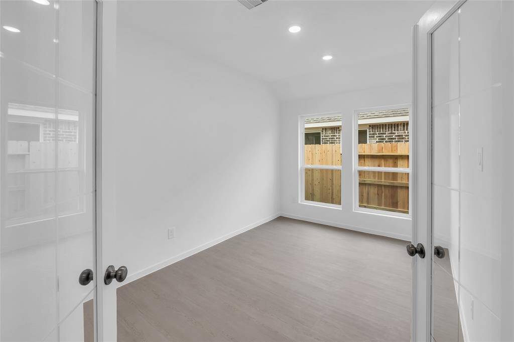 *Photos are a representation, not the actual homesite.*