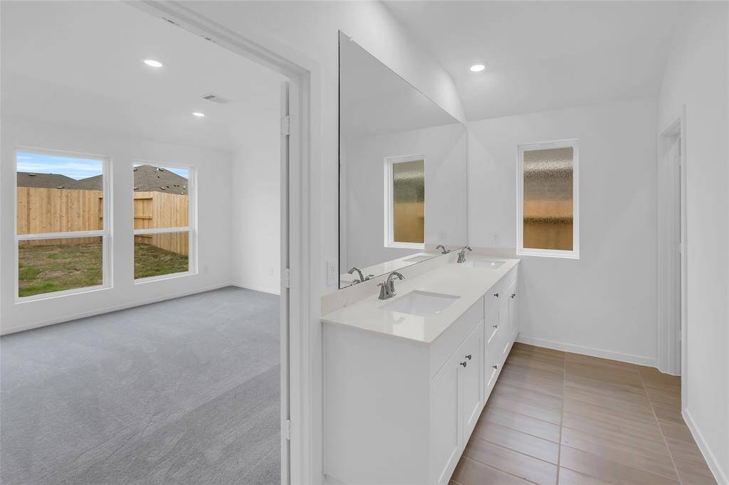 *Photos are a representation, not the actual homesite.*