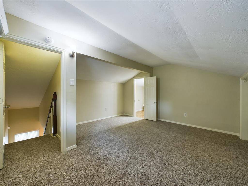 5th Bedroom Upstairs