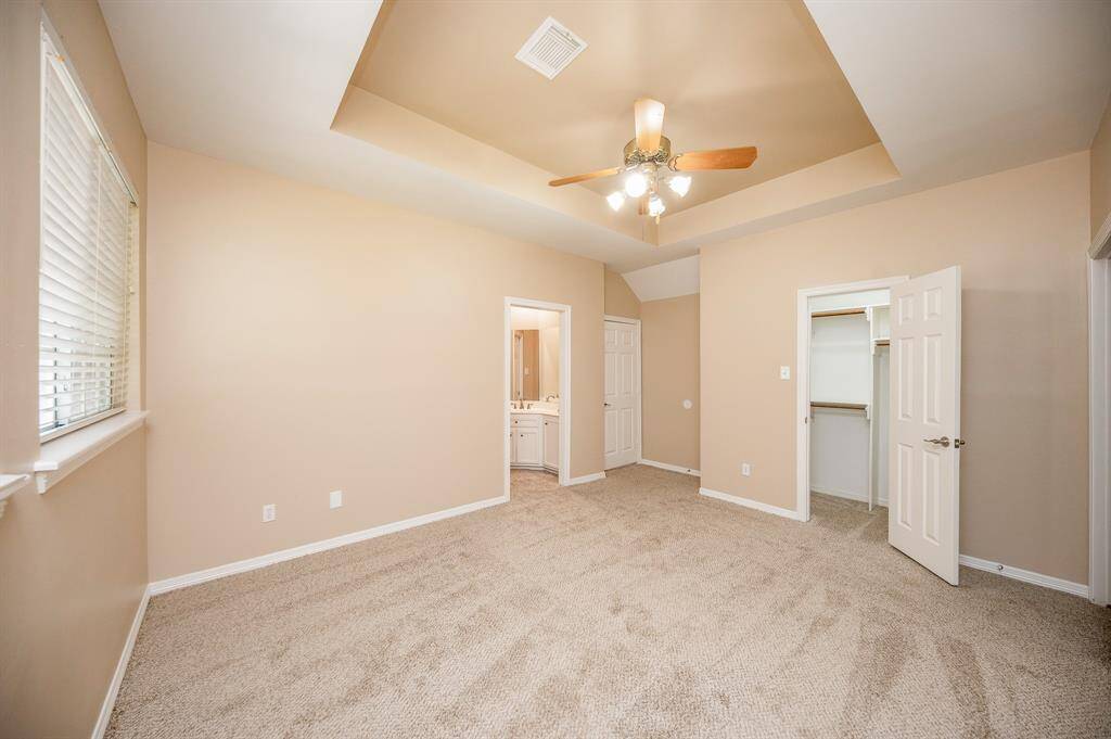 Another bedroom/bath is more than comfortable for family and guests!