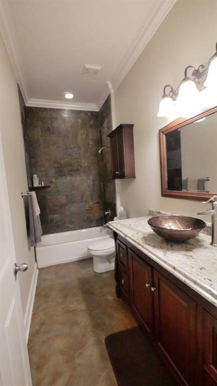 Guest Bath in Villa