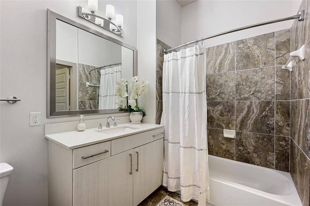 PHOTOS MAY BE OF SMILAR UNIT AND OR LAYOUT