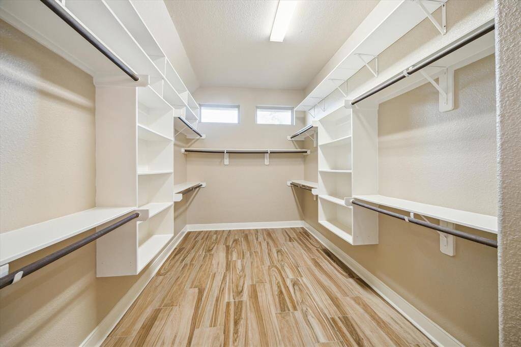 Primary Bedroom Closet