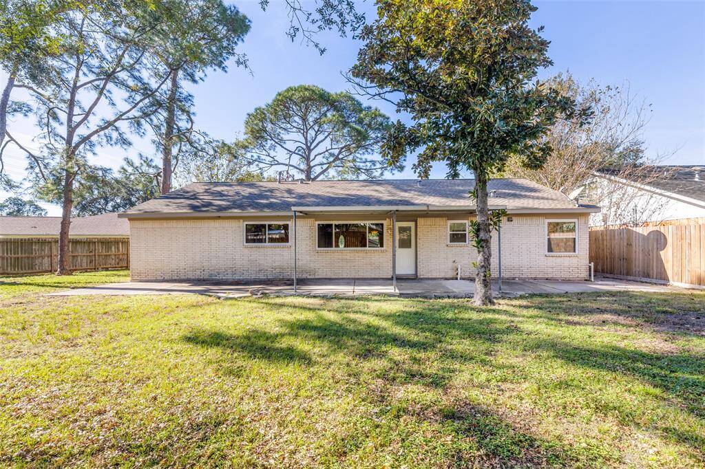 Spacious backyard perfect for your fur kids to roam and ideal for entertaining guests