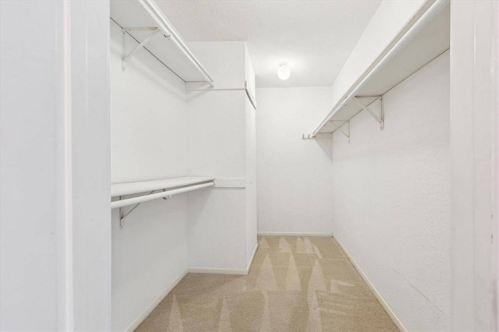Oversized closets! Plenty of storage!