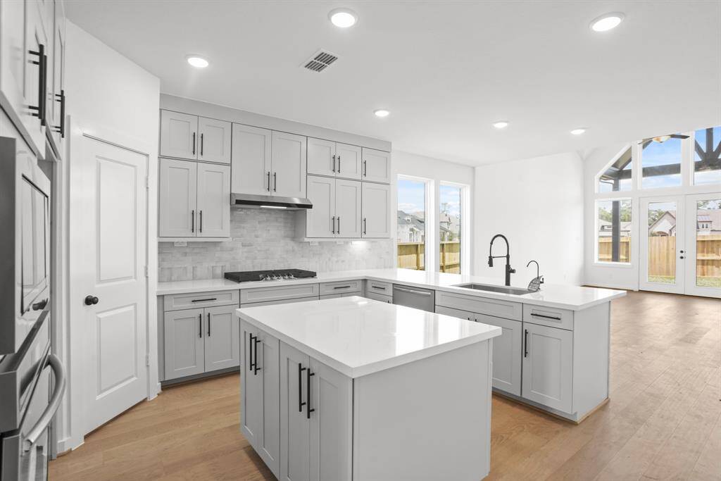 *REPRESENTATIVE PHOTO* Kitchen