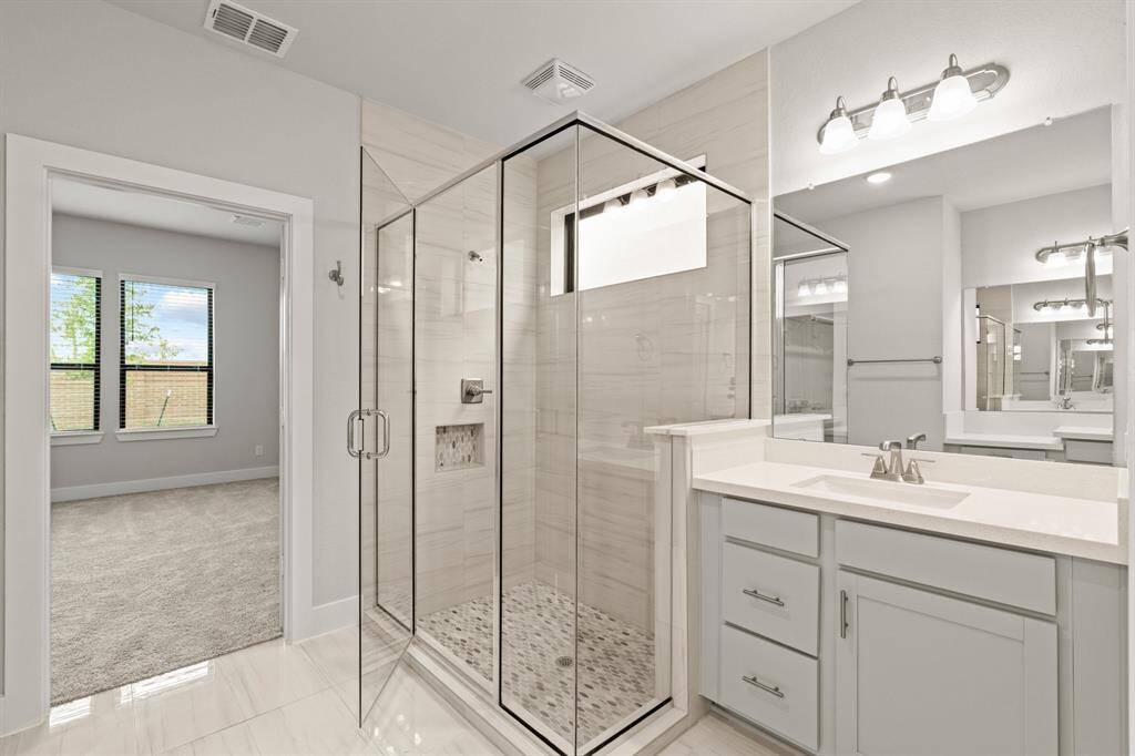 *REPRESENTATIVE PHOTO* Main Bath