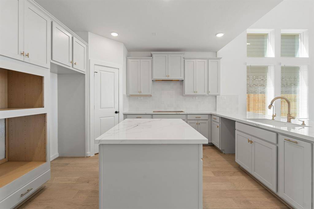 *REPRESENTATIVE PHOTO* Kitchen