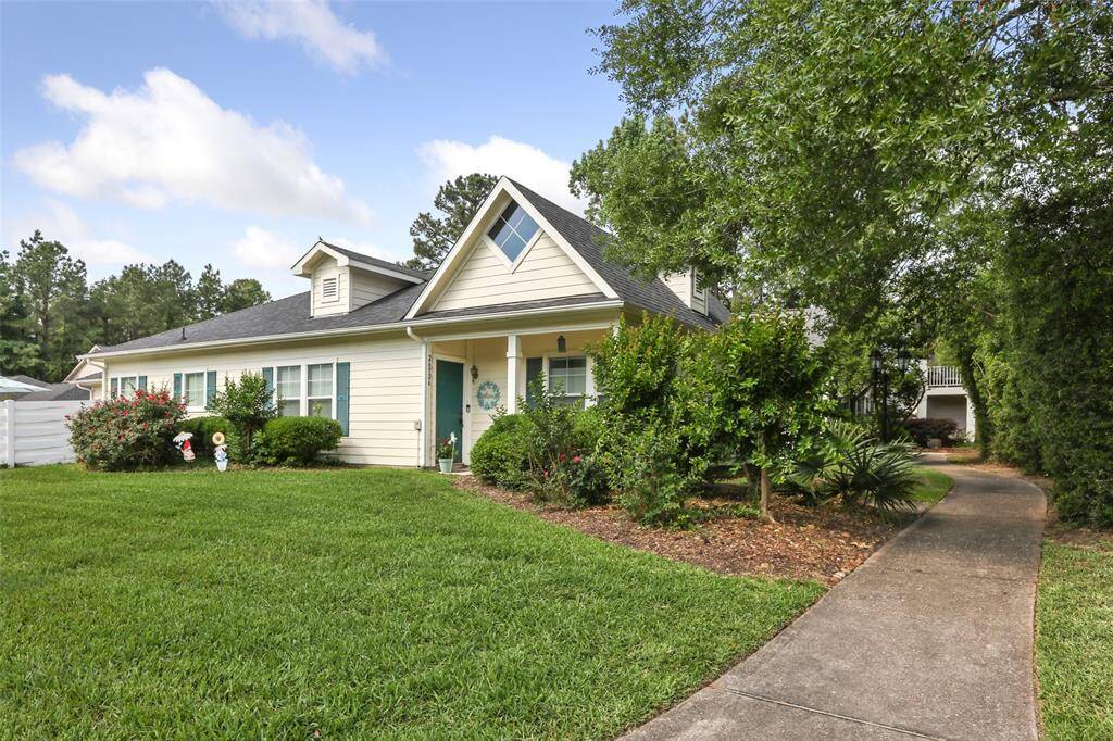 Large corner lot and easy access to Hyw 59.