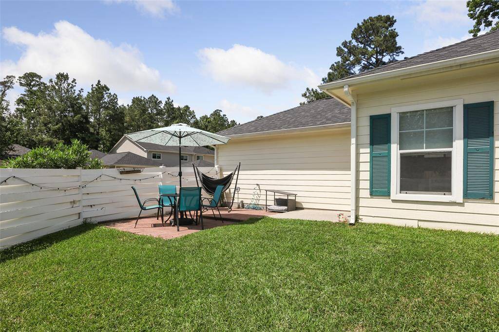 Fully fenced back yard.
