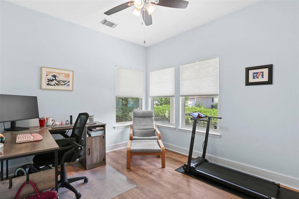 Another bedroom that can be used as an office.