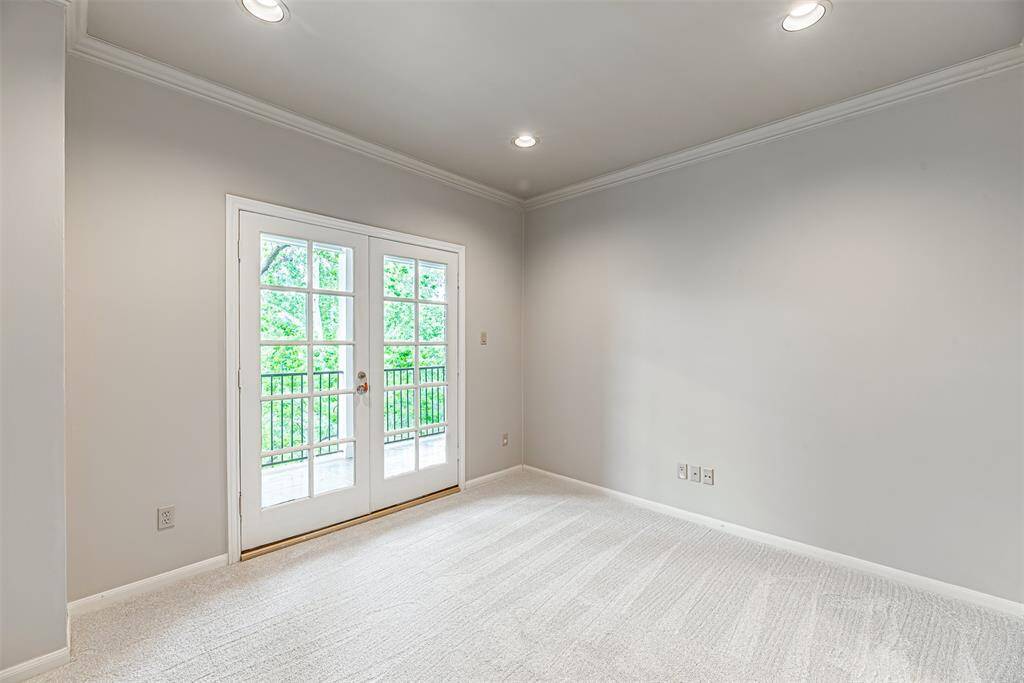 Adjoining bath to hall for gameroom and bedroom.
