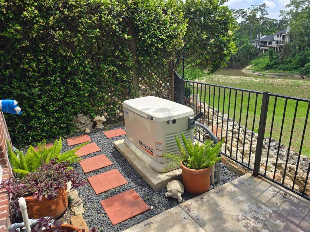 Home has a whole house 24 kw generator.