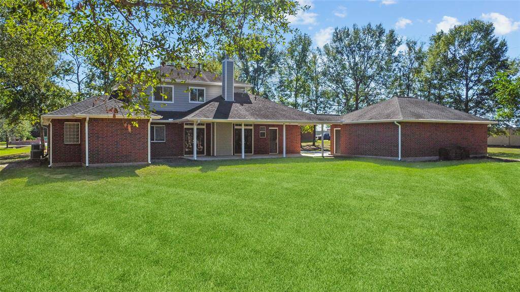 Large covered patio and yard!
