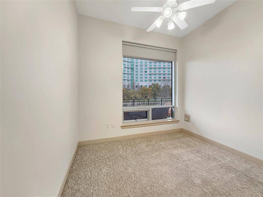 Spacious Guest bedroom