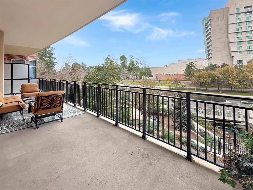 Big Terrace opens out onto the large balcony where there is ample room for entertaining and enjoying the fabulous views of the Waterway, walking/jogging/bike trails, koi pond and Town Center!