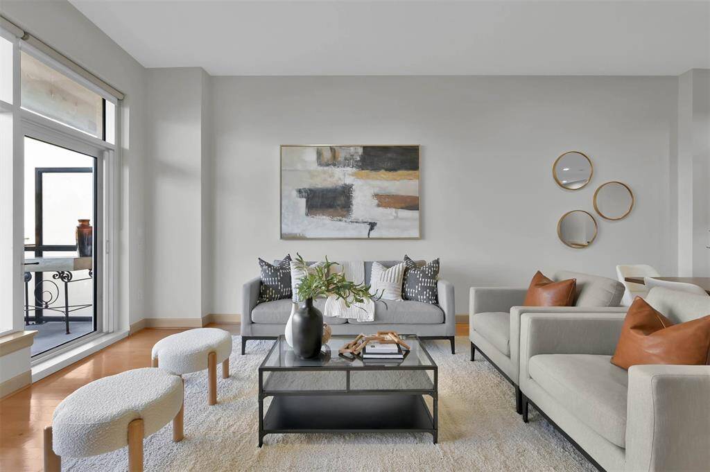 Fantastic living space!