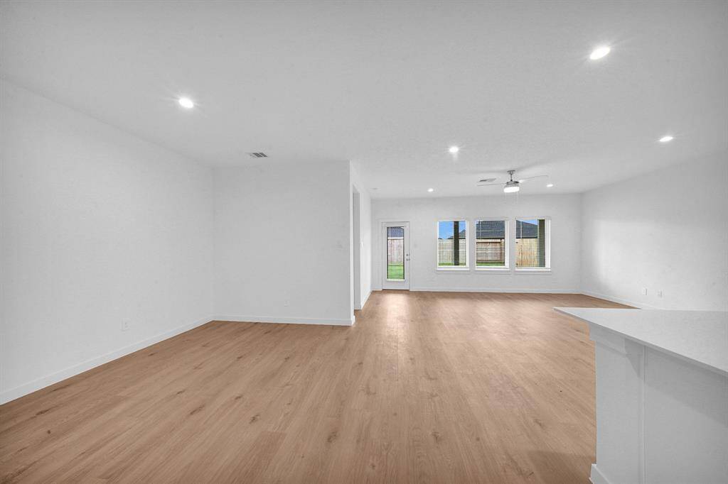 *Images and 3D tour are for illustration only and options may vary from home as built.