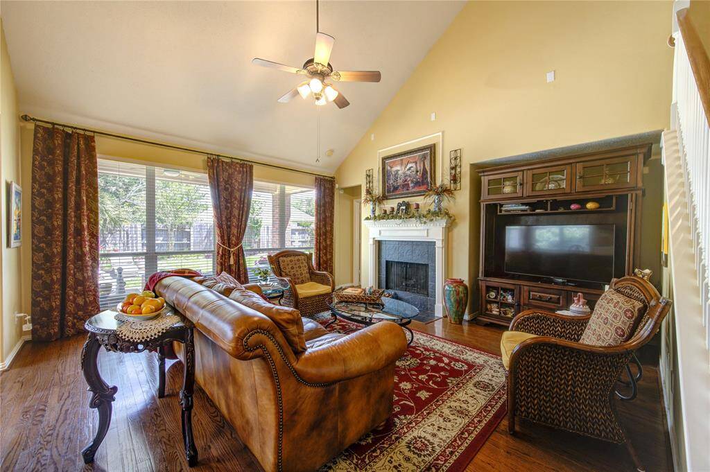 Spacious and bright living space
