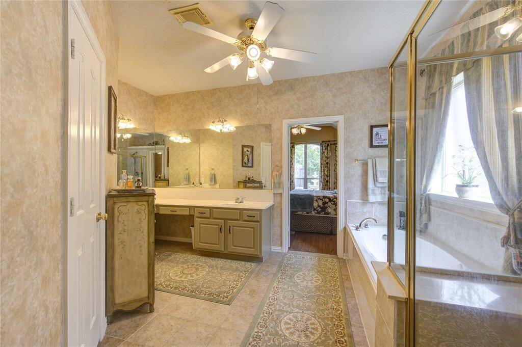 Primary bath