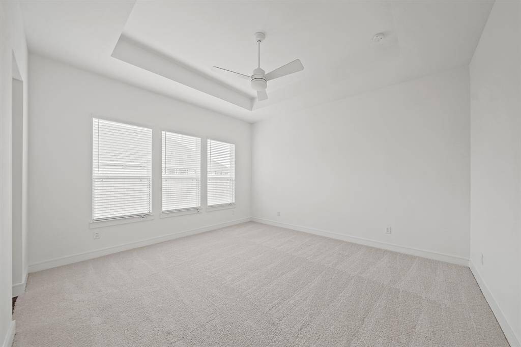 Spacious primary suite (*Photo not of actual home and used for illustration purposes only.)