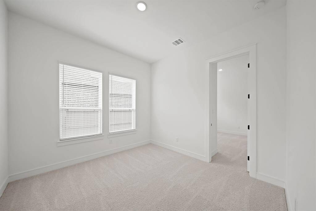Versatile activity room (*Photo not of actual home and used for illustration purposes only.)