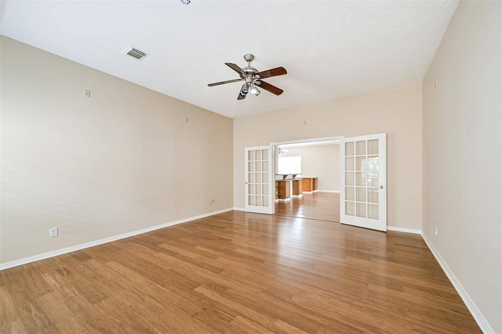 Flex Room  16 X 18