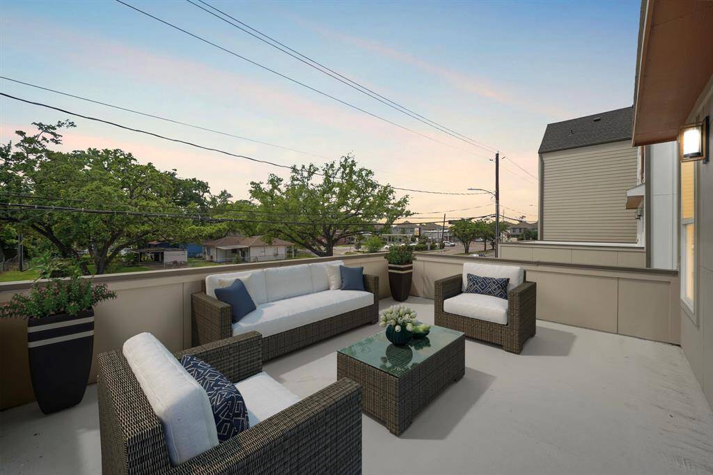 Virtually Staged: This rooftop terrace is the ultimage hangout spot.