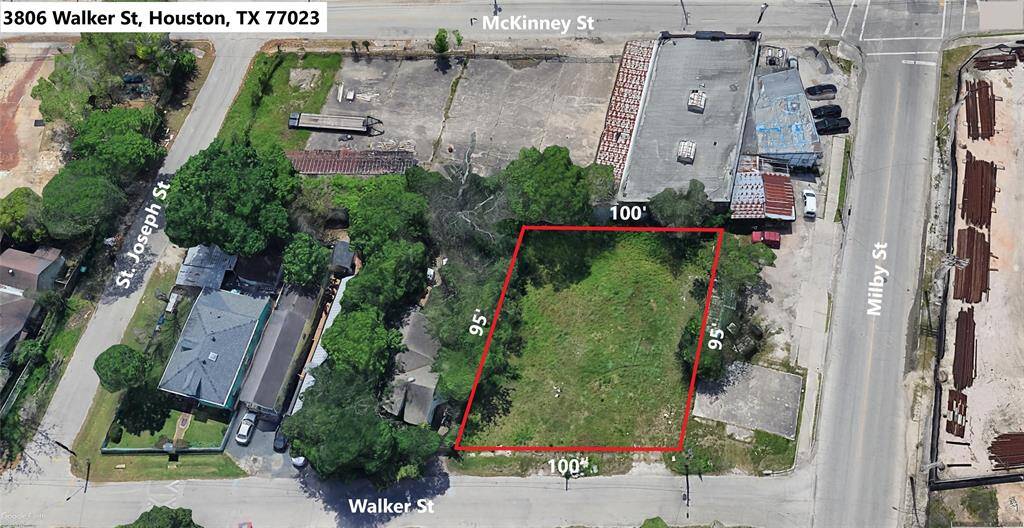 One block from McKinney St - Straight shot to Downtown