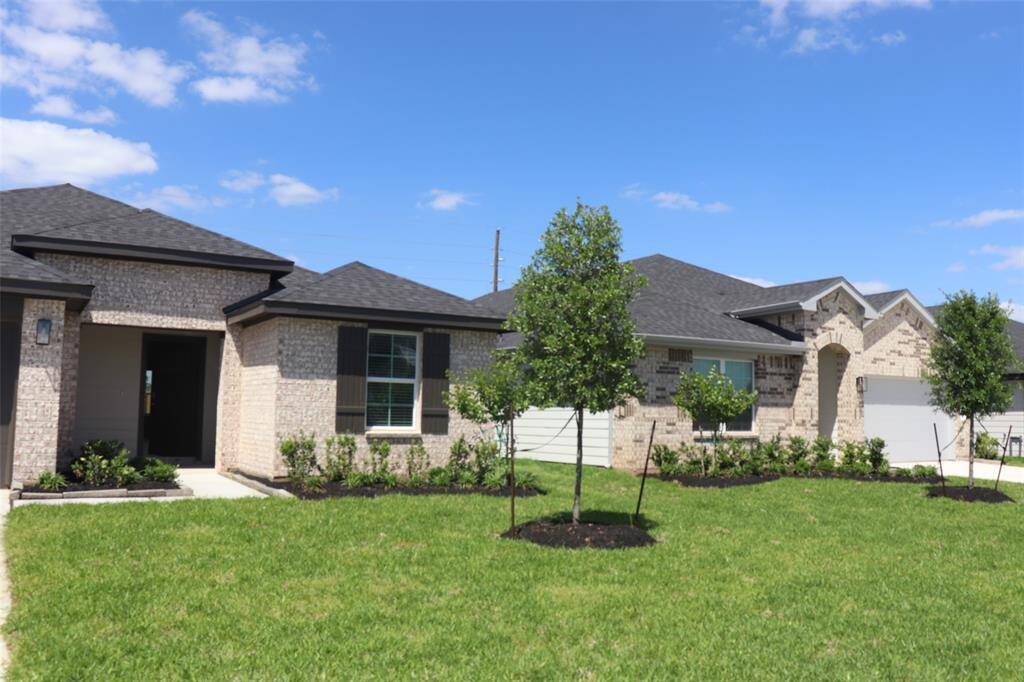 3-bed, 2 full bath, single story