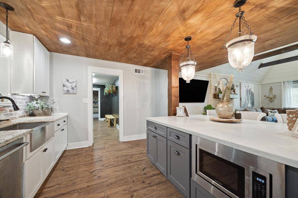 Double ovens are a must in this kitchen!